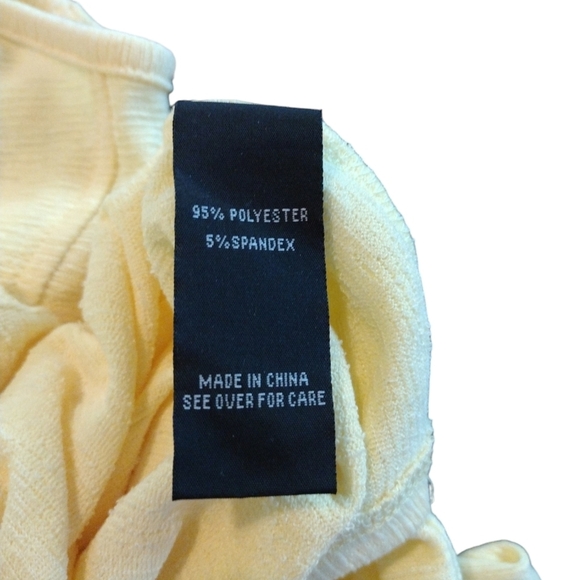 BCX Cold Shoulder Crop Top - Picture 6 of 7